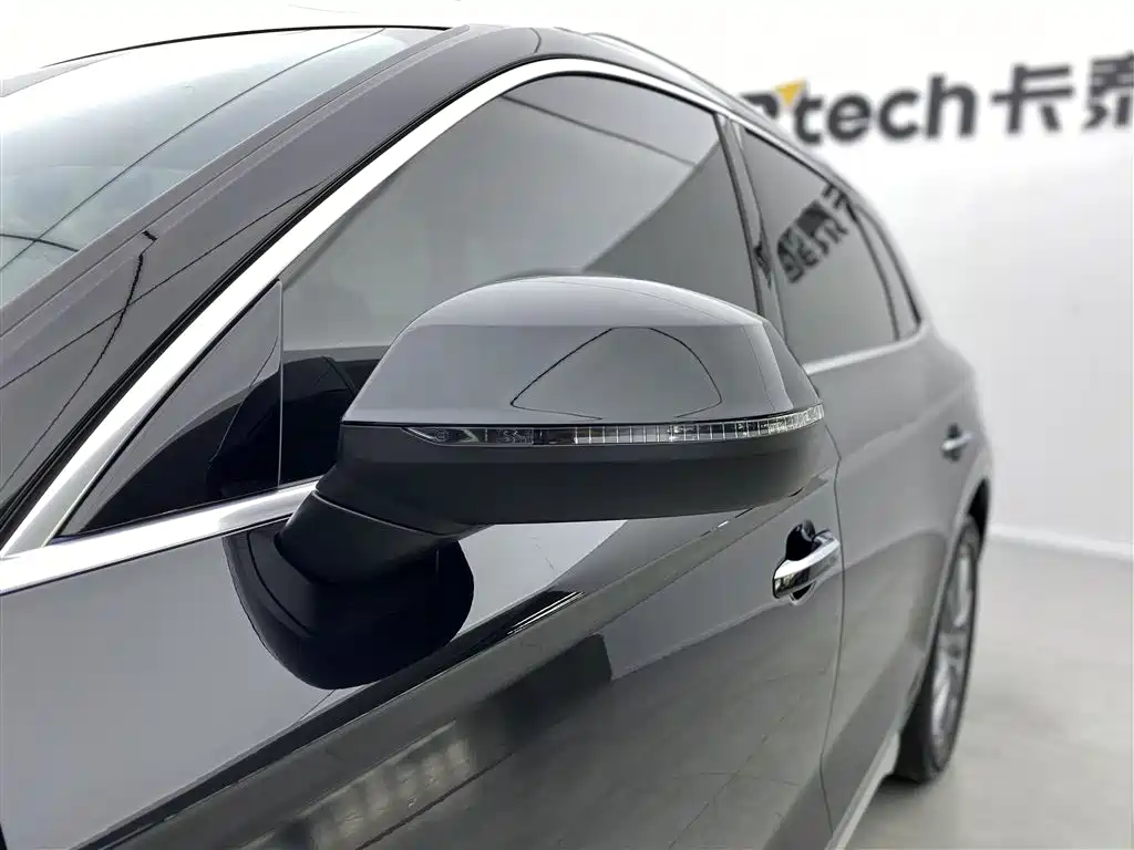 Audi Q5L 2022 40T Luxury Dynamic фото 27