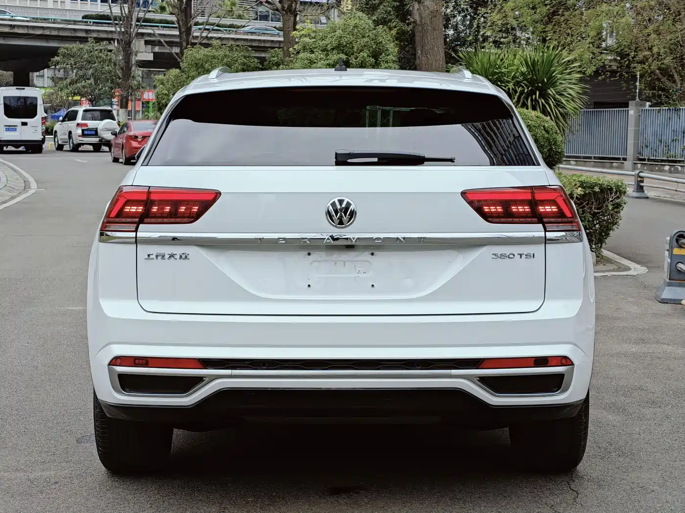 Volkswagen Teramont 2020 Teramont X 380TSI 4WD Luxury фото 4