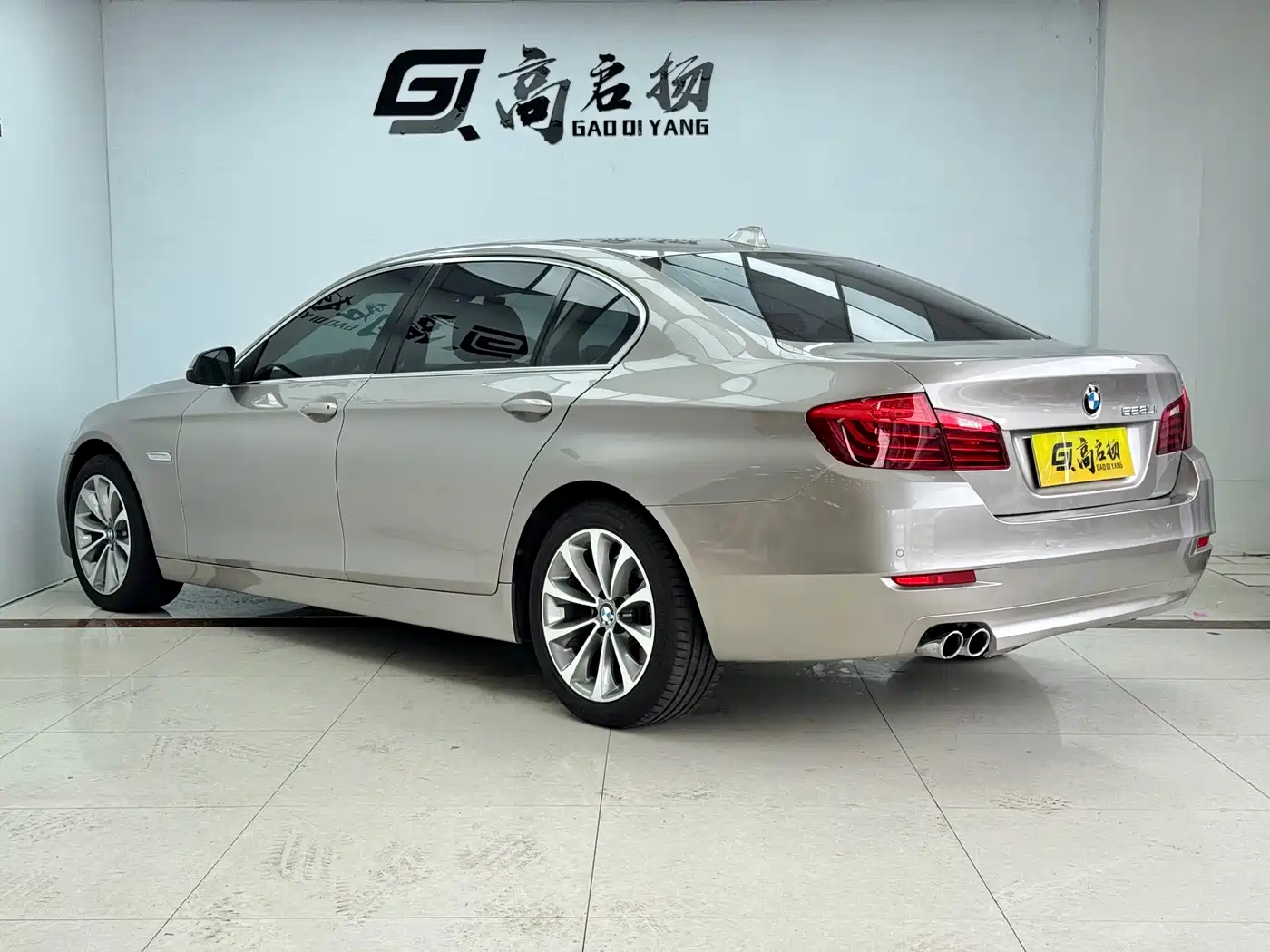 BMW 5 Series 2014 528Li Leading Edition фото 24