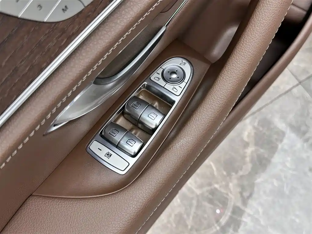Mercedes-Benz E-Class 2021 E 300 L Luxury фото 16