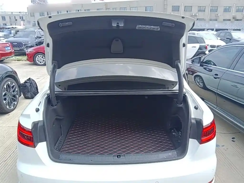 Audi A4L 2019 40 TFSI Fashion (China VI) фото 19