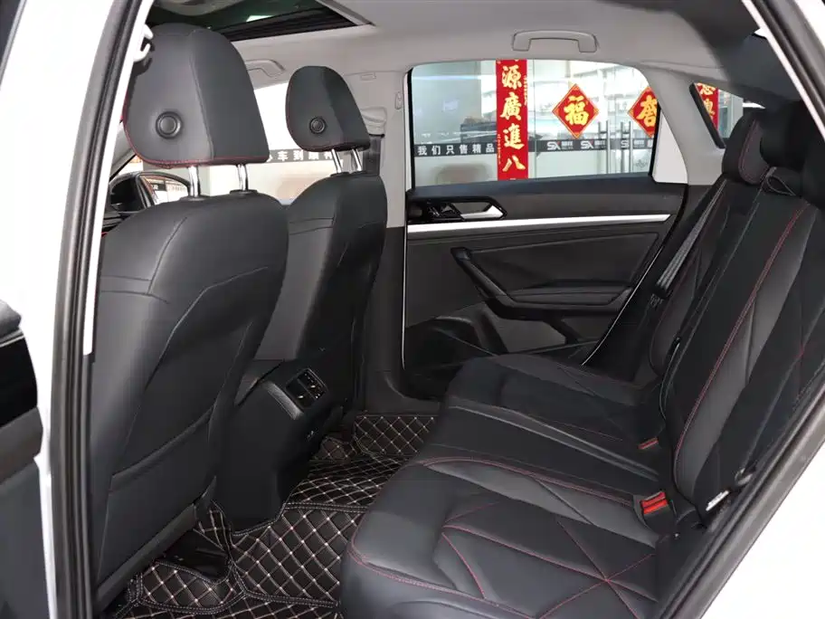 Volkswagen Lavida 2023 Model 300TSI DSG Starlight Leading Edition фото 10