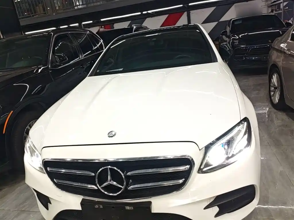 Mercedes-Benz E-Class 2017 E 200 Sport 4MATIC фото 3