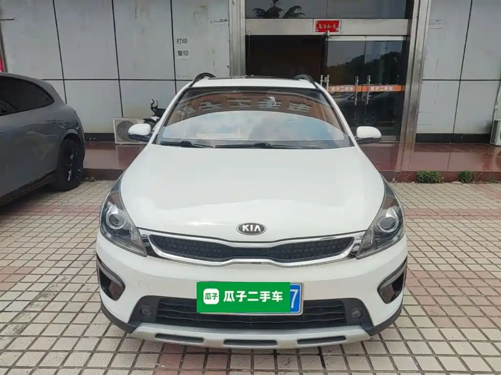 Kia KX CROSS 2018 1.6L Automatic Smart Sunroof Edition фото 3