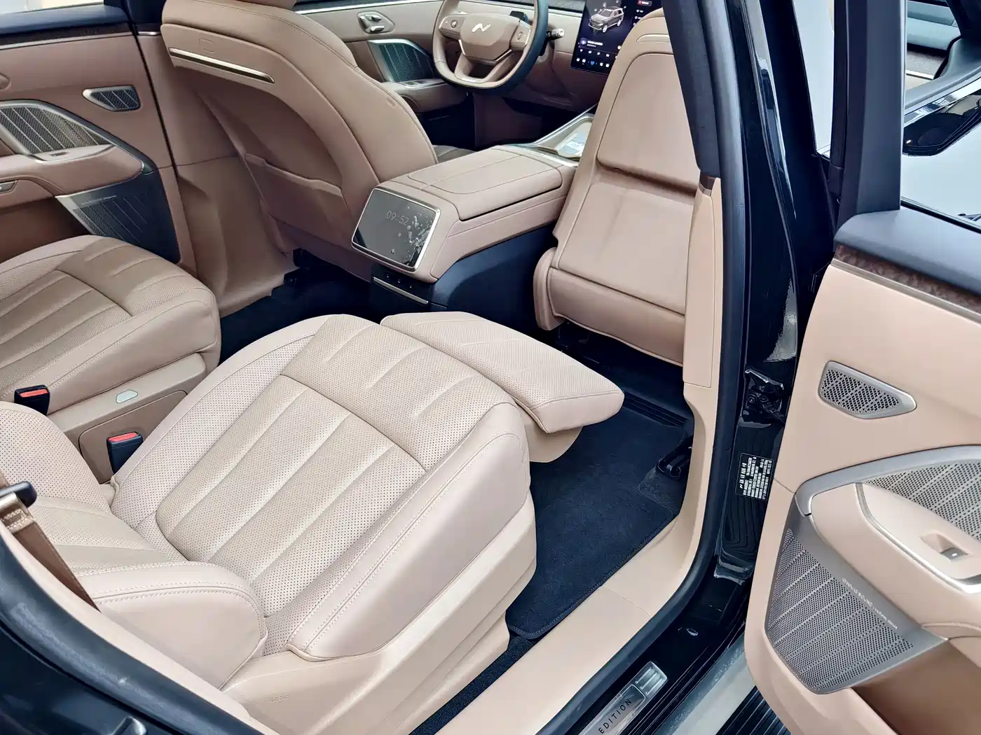 Ledao L90 2025 2025 AWD Base Model