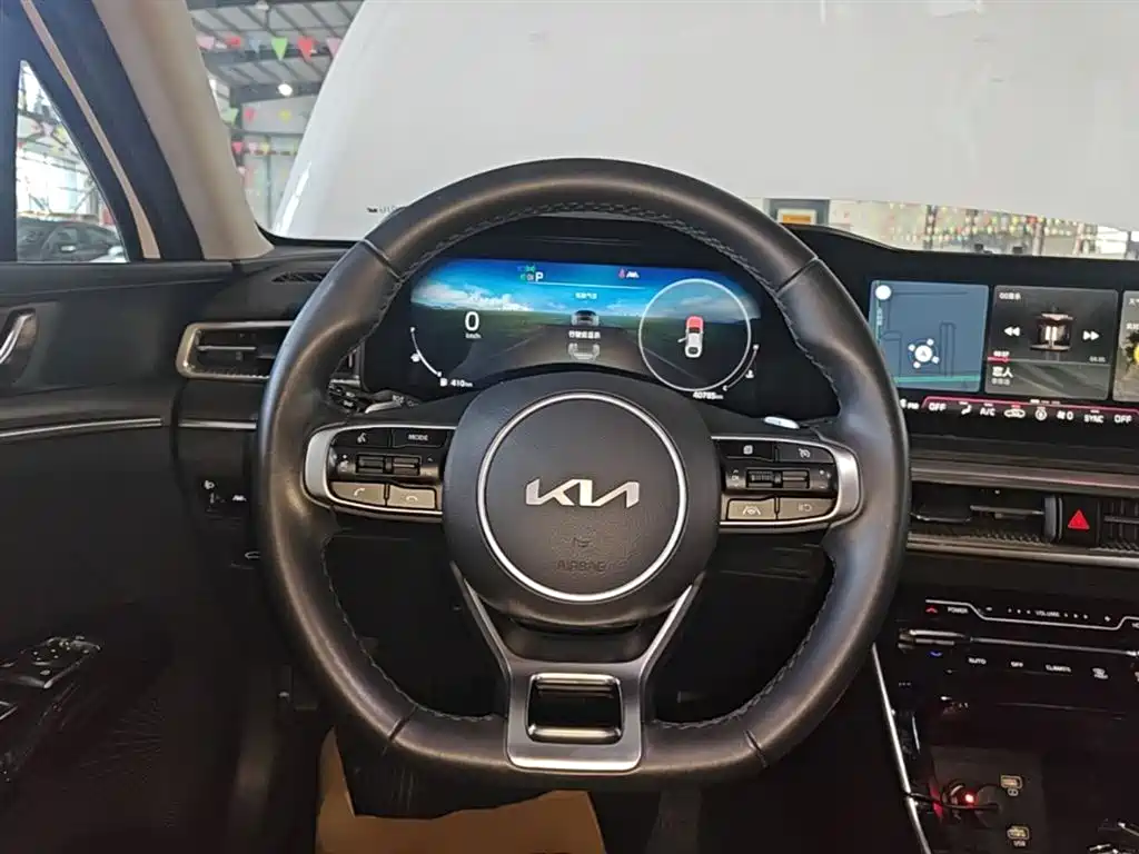 Kia K5 2020 270T CVVD Luxury Edition фото 11