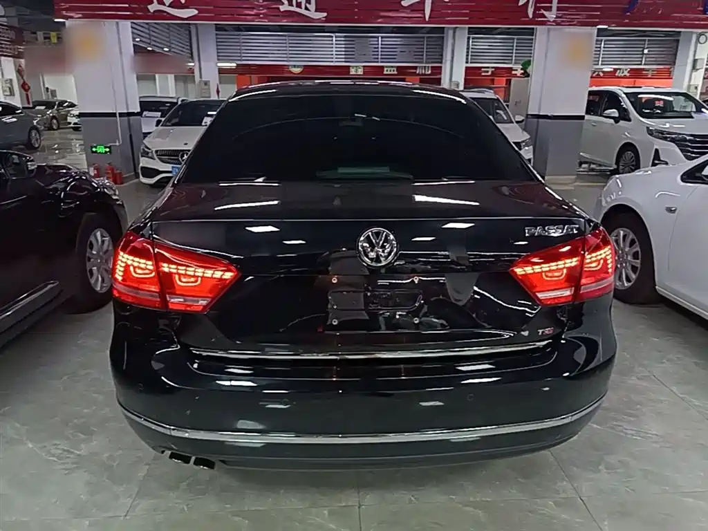 Volkswagen Passat 2015 1.8TSI DSG Prestige Edition фото 6