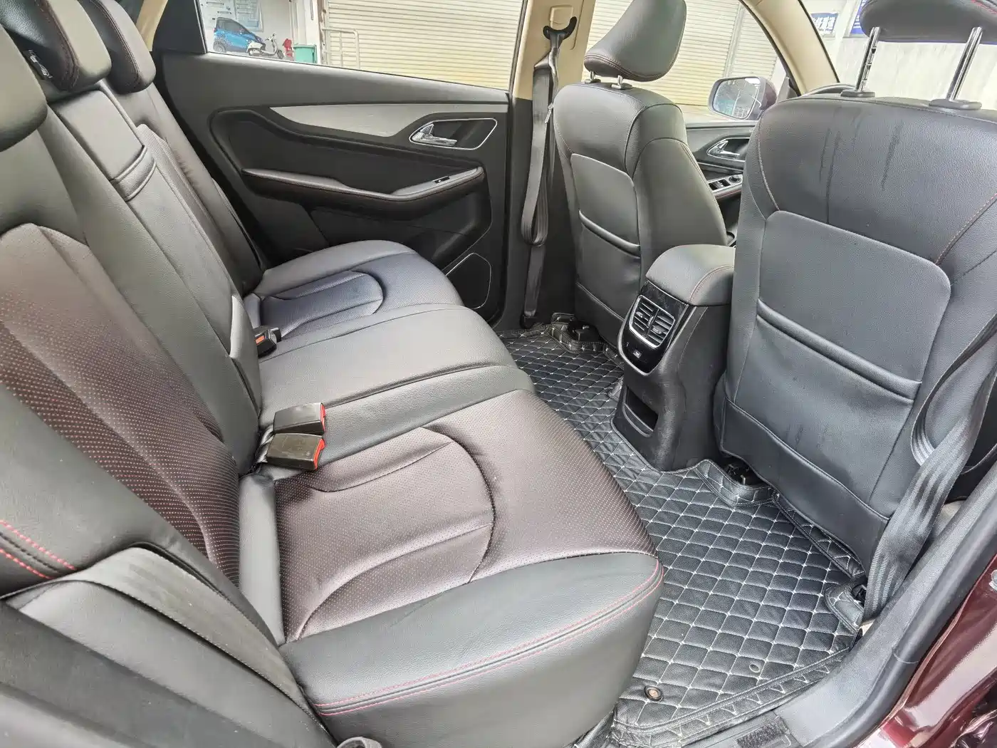 Baojun 560 2017 2016 1.5T Manual Luxury