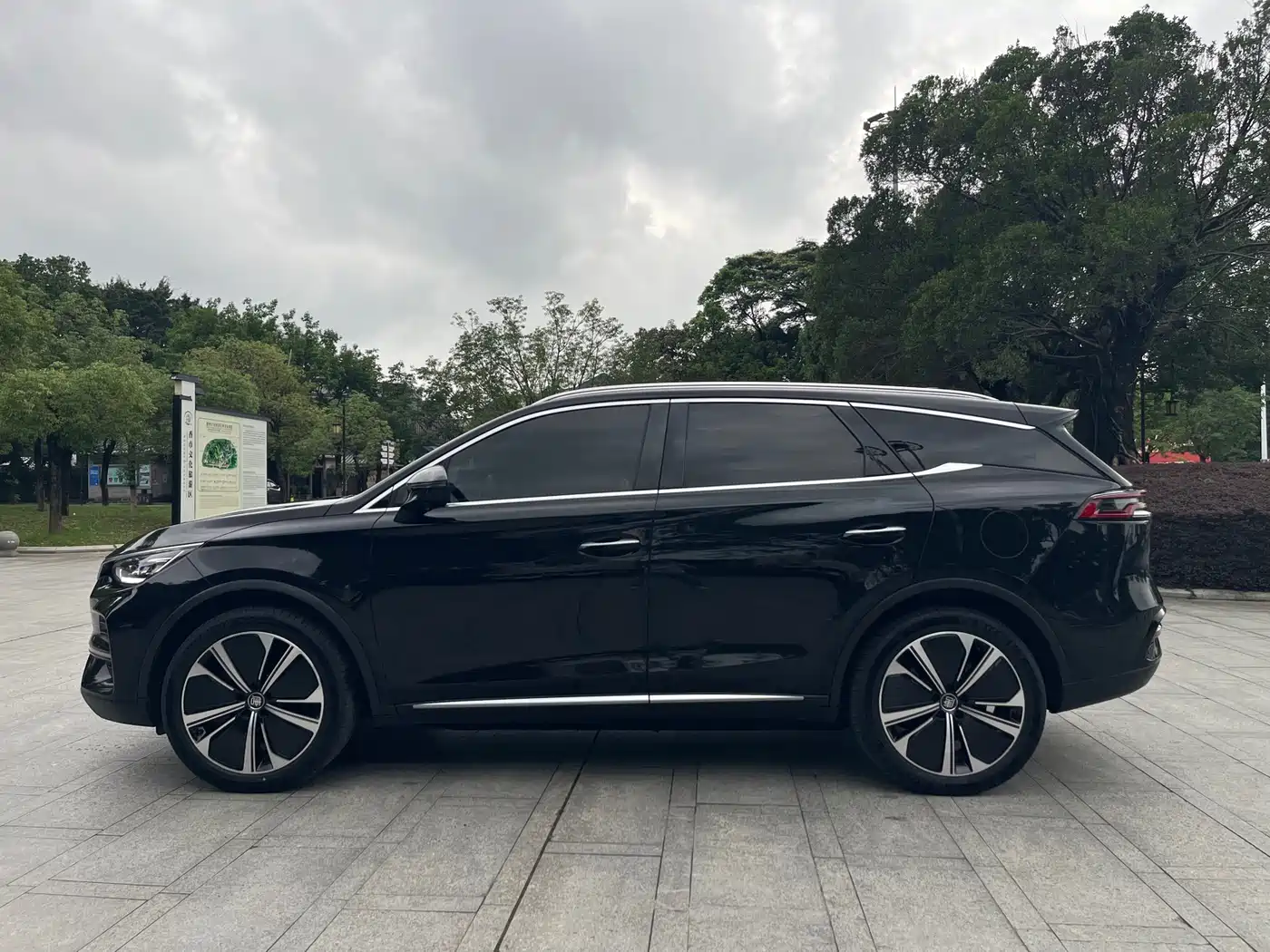 BYD Tang New Energy 2022 EV 635KM AWD Flagship фото 4