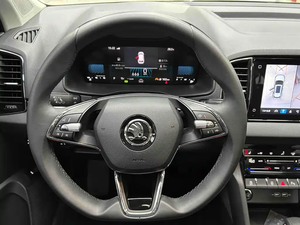 Škoda Karoq 2025 2025 TSI280 Luxury Edition