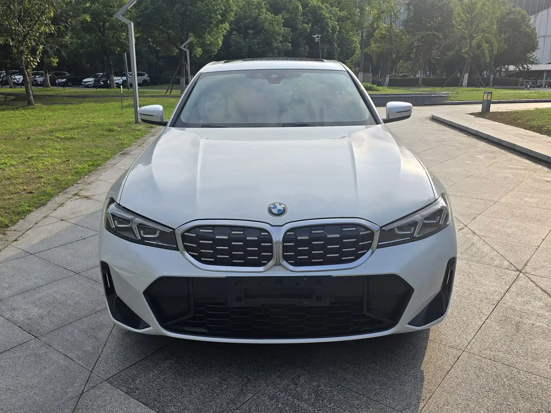 صورة 2 - BMW 3 Series