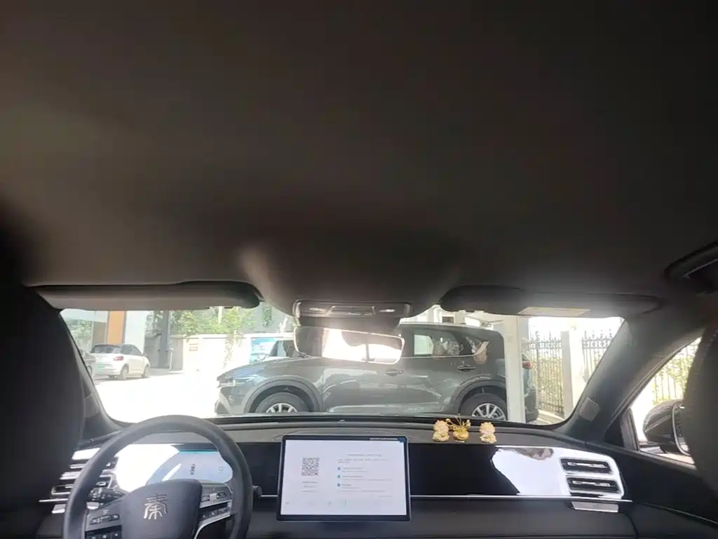 BYD Qin L 2024 DM-i 80KM Superior фото 18