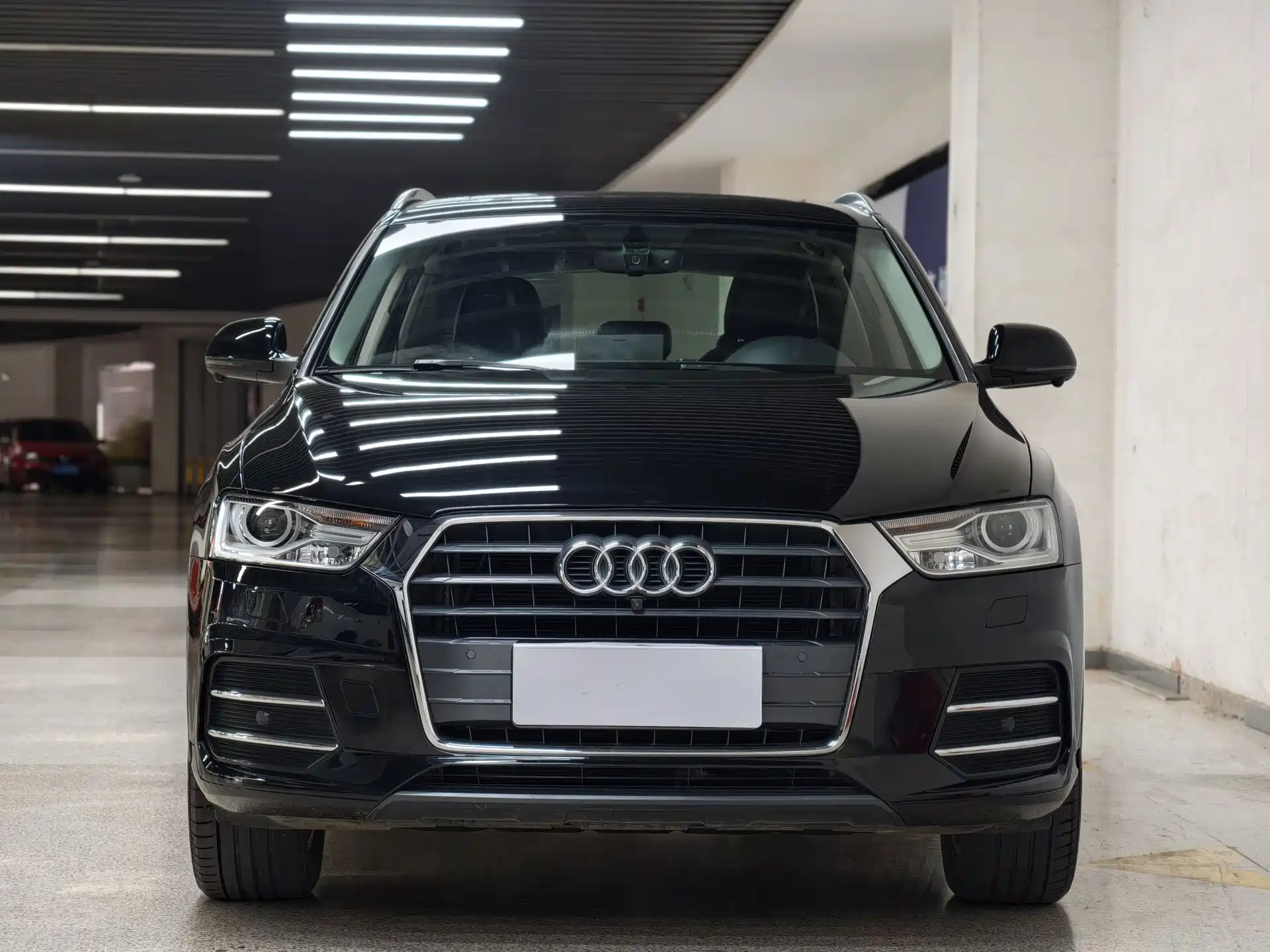 Фото 2 - Audi Q3