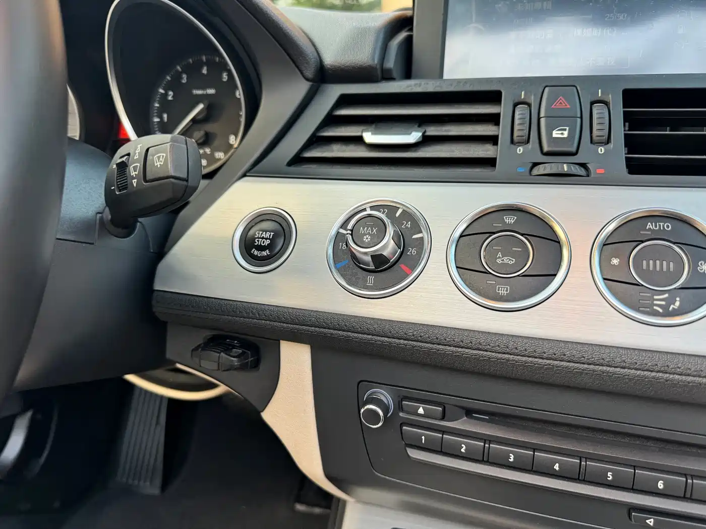 BMW Z4 2011 2011 sDrive23i Flame Limited Edition