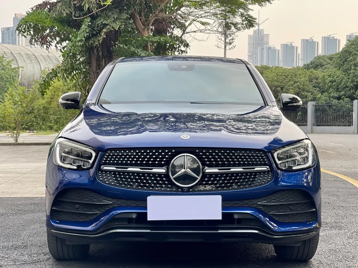 Mercedes-Benz GLC Coupe 2020 GLC 300 4MATIC Coupe SUV фото 2