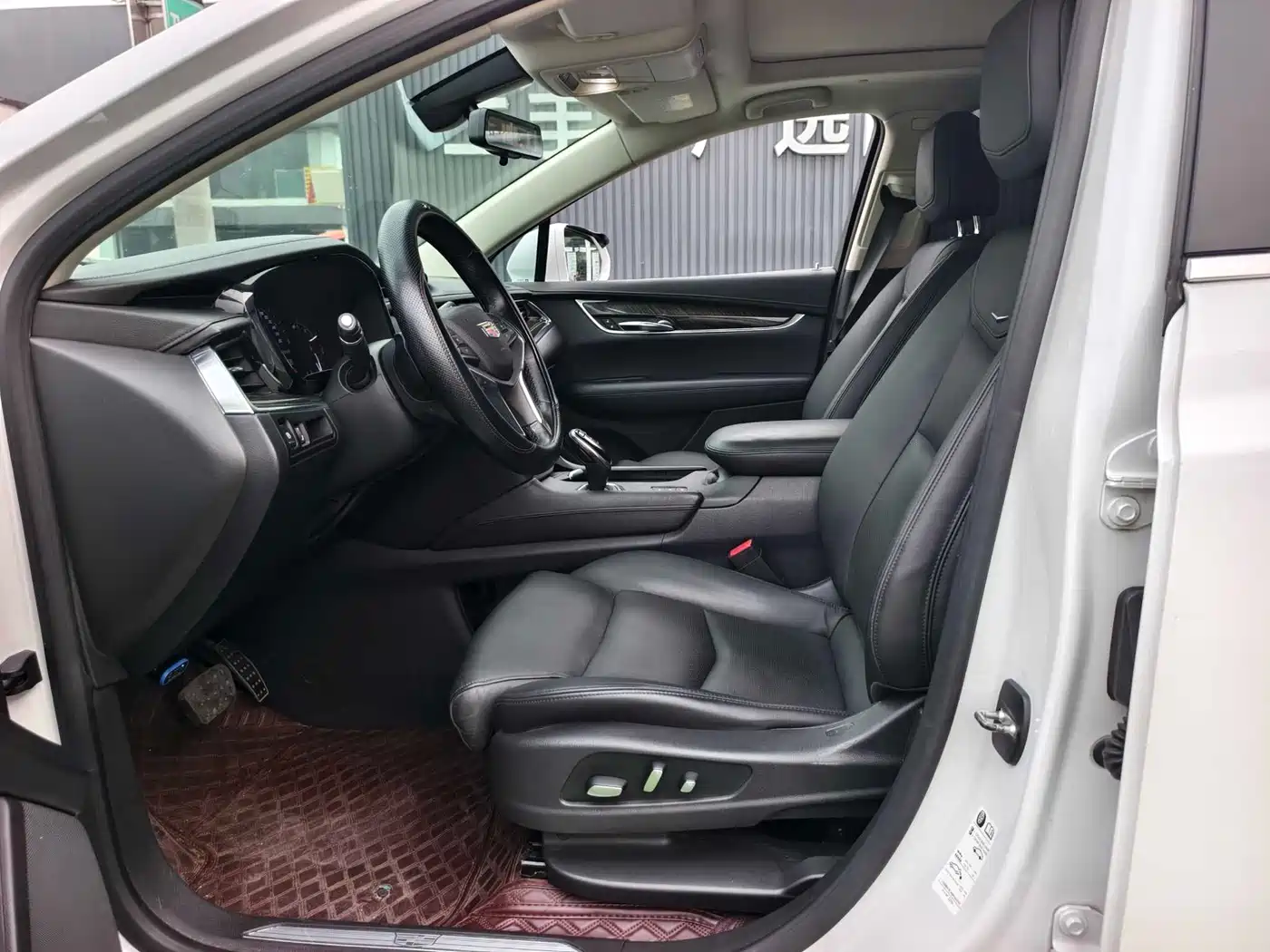Cadillac XT5 2016 28T AWD Luxury Model фото 12
