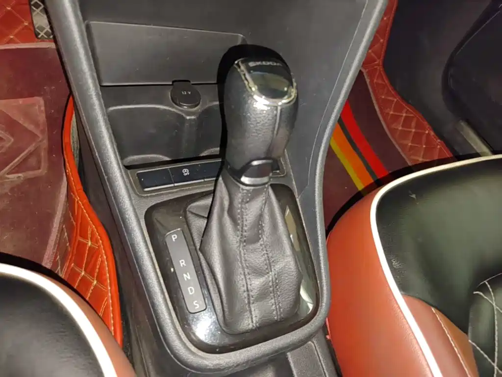 Škoda Skoda Rapid Spaceback 2019 2019 Facelift 1.5L Automatic Standard Version China VI
