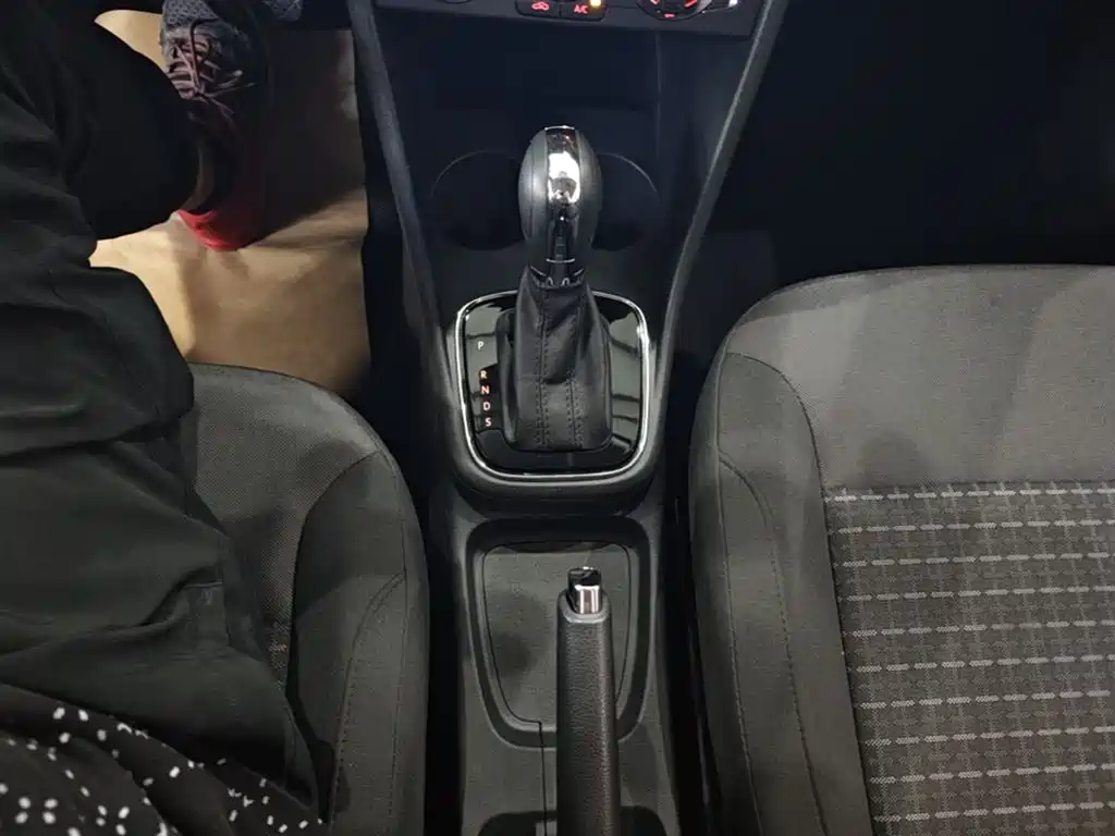 Volkswagen Polo 2018 1.5L Auto Comfort фото 14