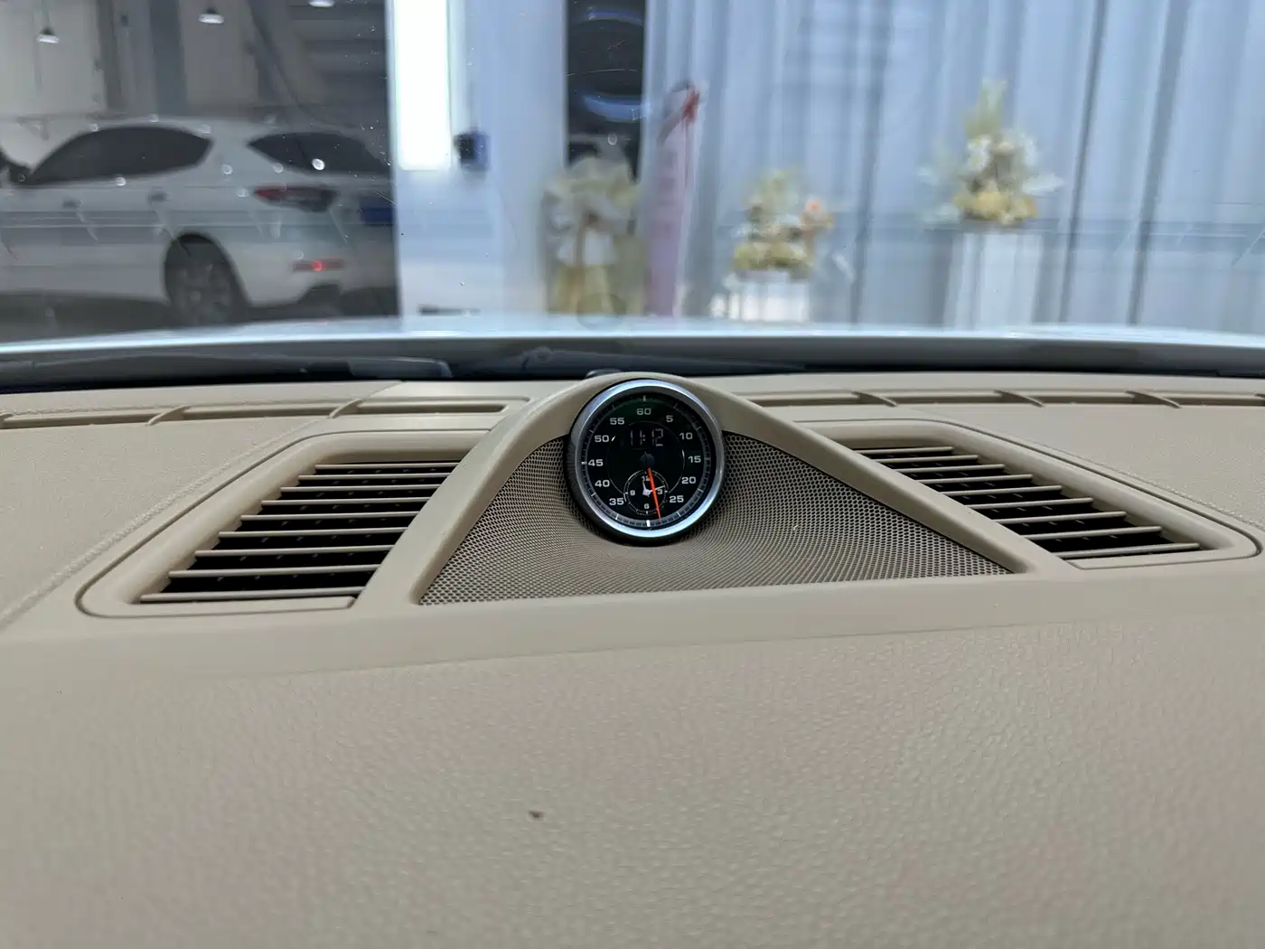 Porsche Panamera 2014 Panamera 3.0T фото 12