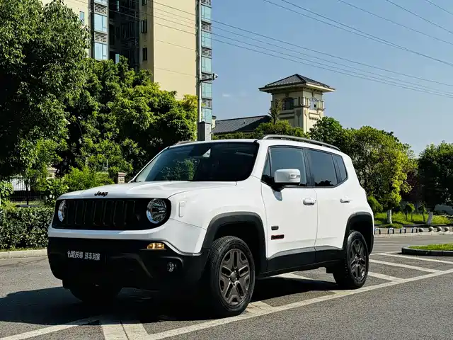 Jeep Jeep Renegade 2016 2.0L Automatic AWD 75th Anniversary Tribute Edition