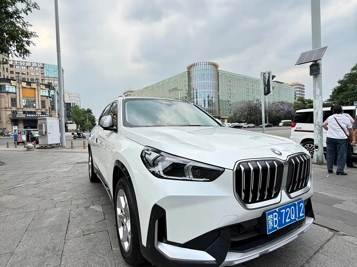 BMW X1 2023 sDrive20Li X Design Package фото 3