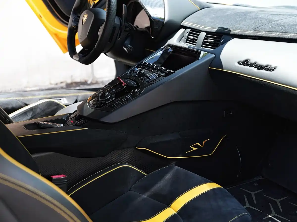 Lamborghini Aventador 2016 2015 LP 750-4 Superveloce