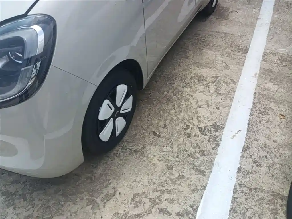 Wuling Motors Hongguang MINIEV 2026 2025 4-Door Advanced