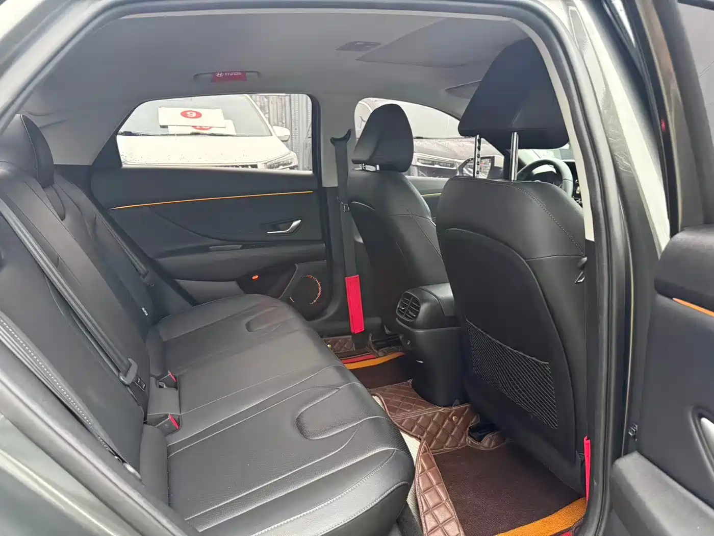 Hyundai Elantra 2022 1.5L CVT TOP Flagship Edition фото 9