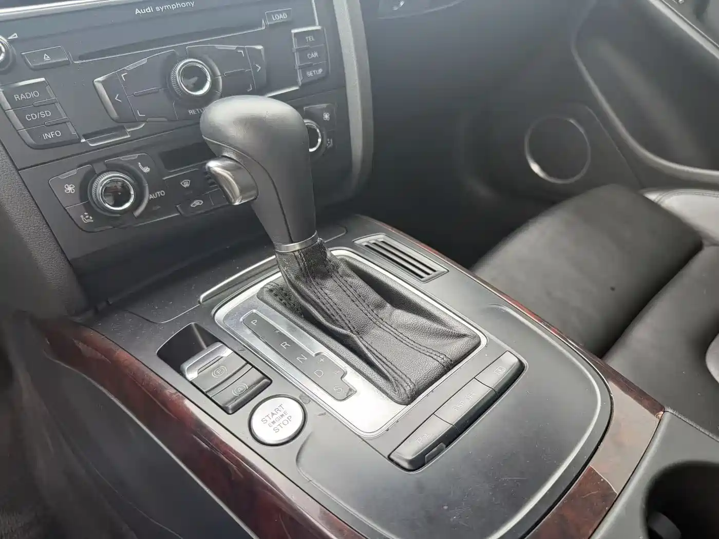 Audi A5 (Import) 2010 3.2 coupe quattro фото 14