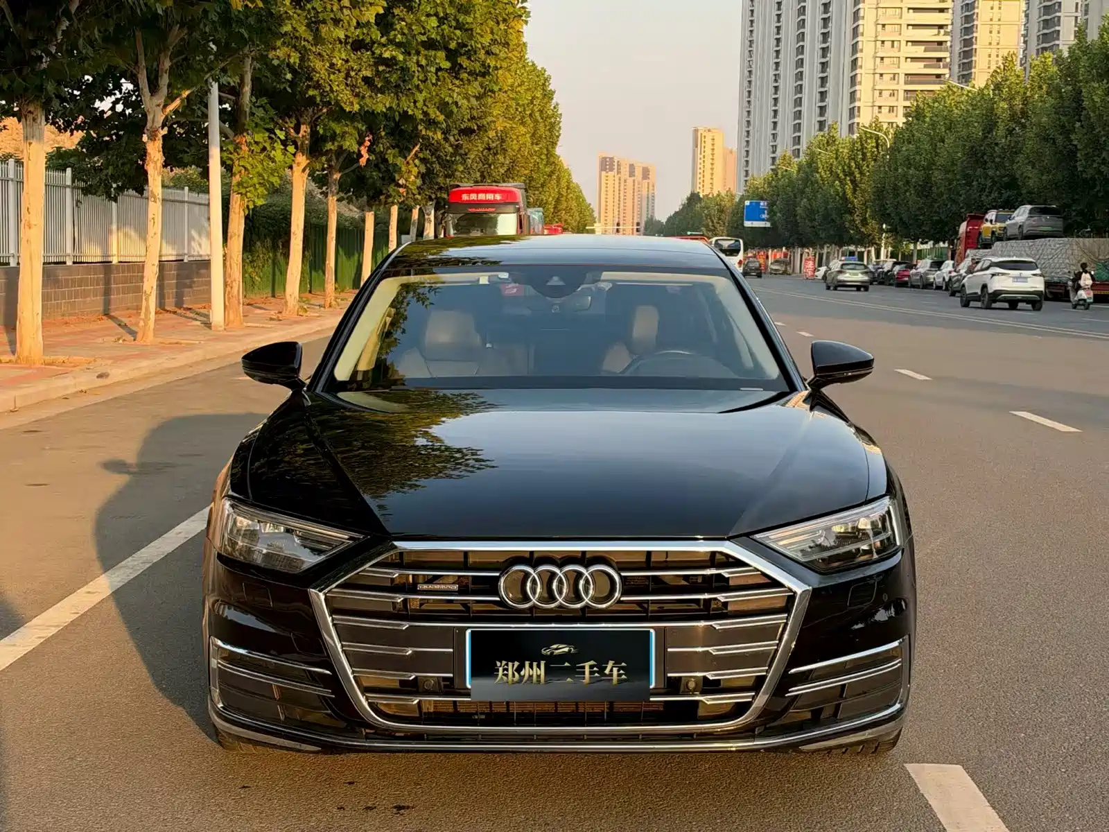 Photo 2 - Audi A8