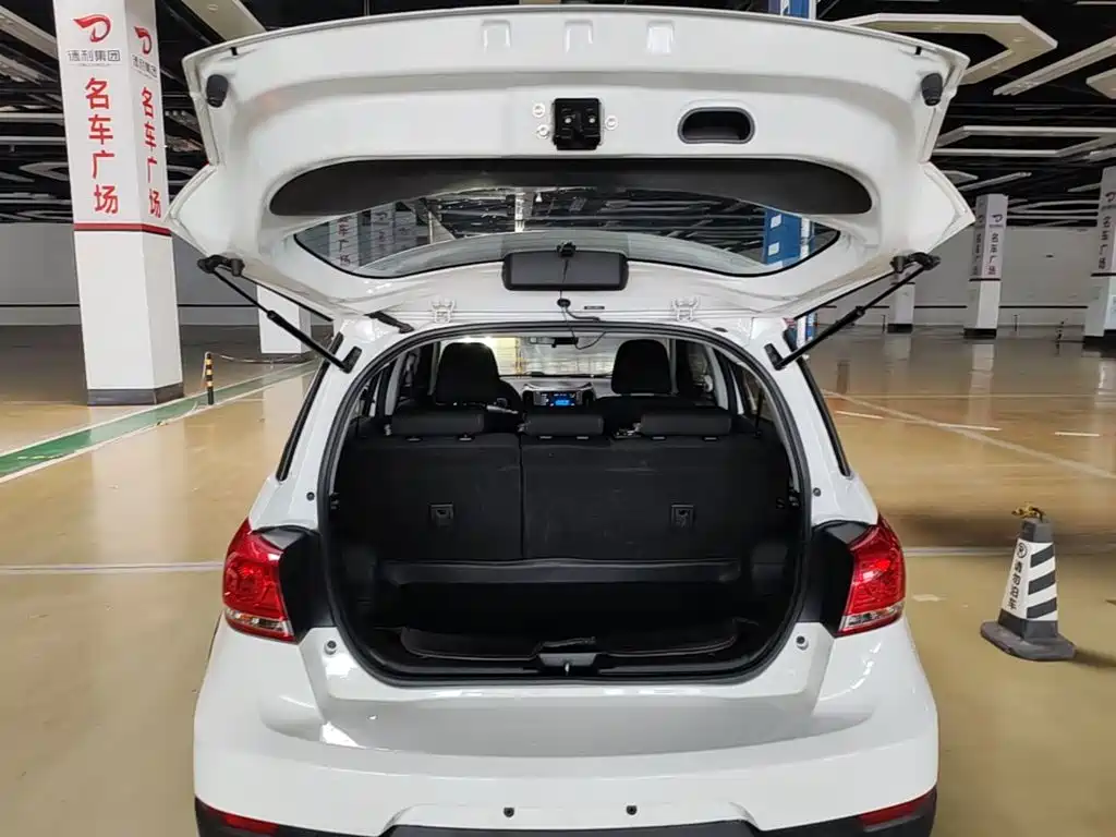 Haval H1 2017 2017 Red Label 1.5L AMT Comfort