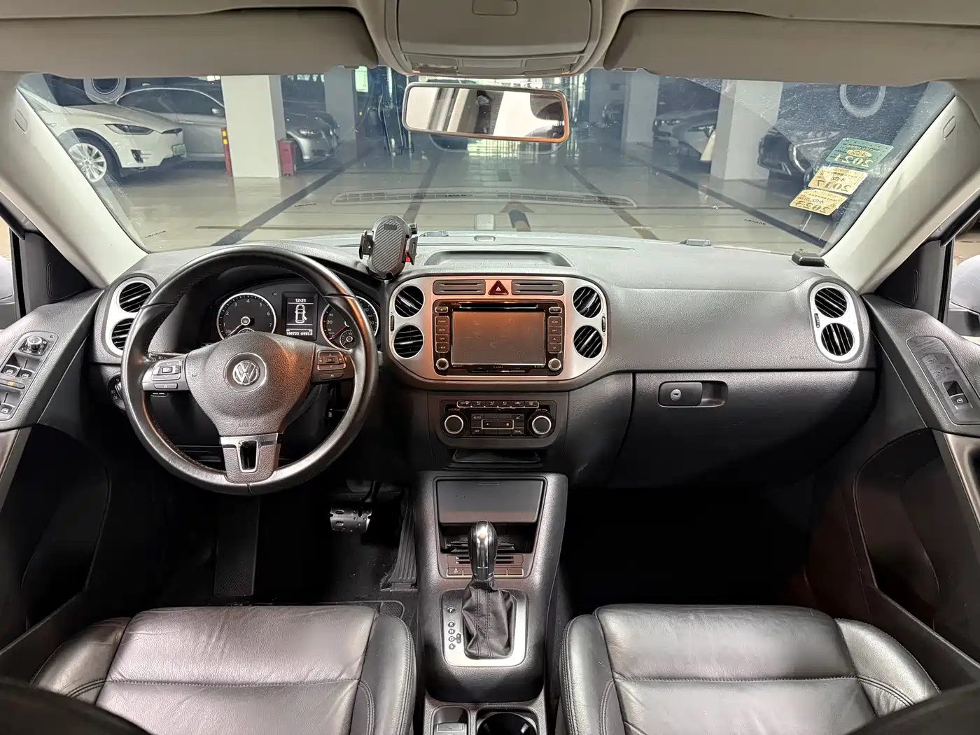 Volkswagen Tiguan 2012 1.8TSI Automatic 2WD Trend Edition фото 13