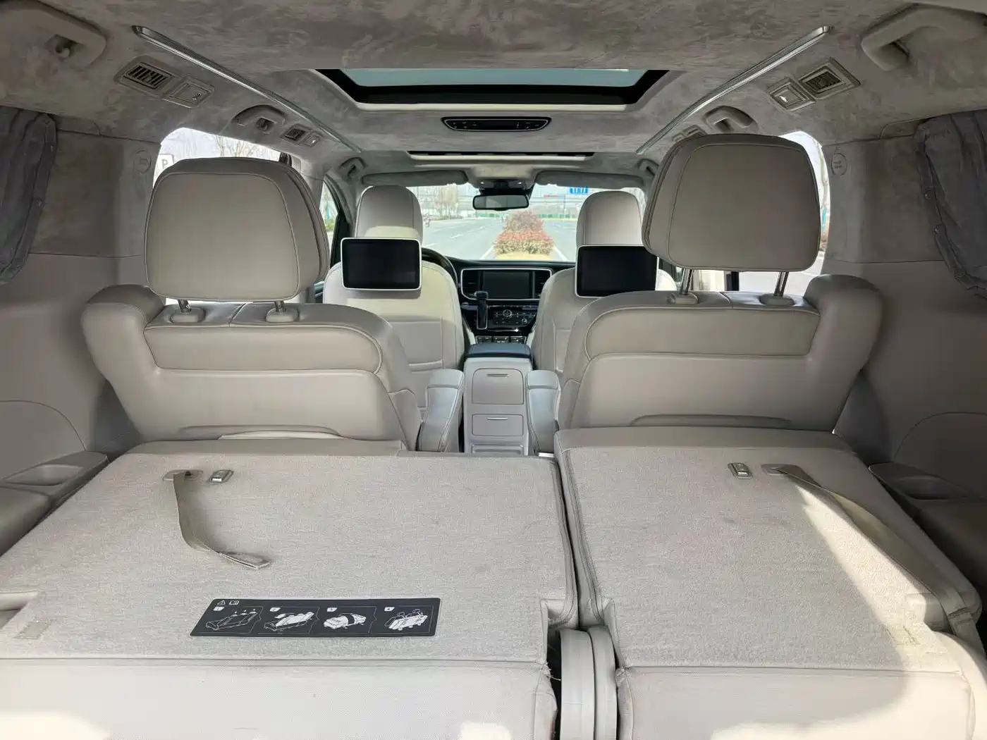 GAC Trumpchi Trumpchi M8 2018 320T Flagship Edition фото 7