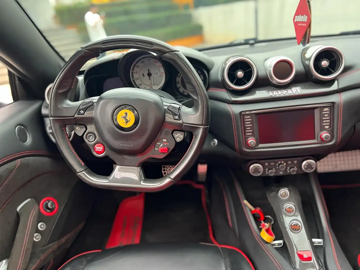 Ferrari California T 2015 3.9T Standard фото 5