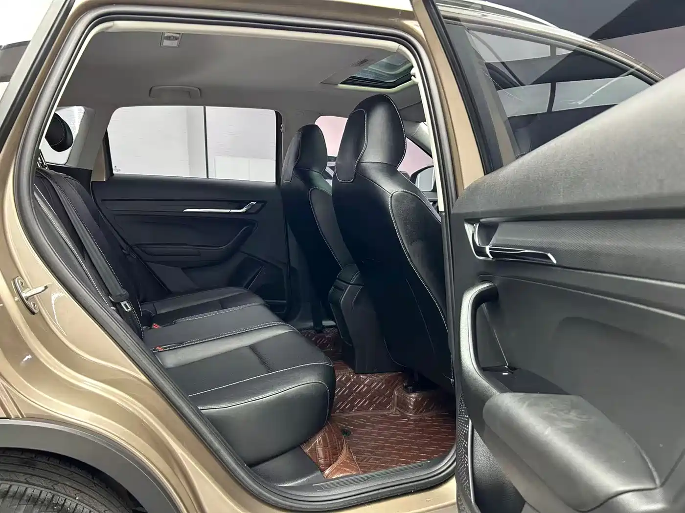 Škoda Kamiq 2023 Facelift 1.5L Auto Comfort Edition фото 20