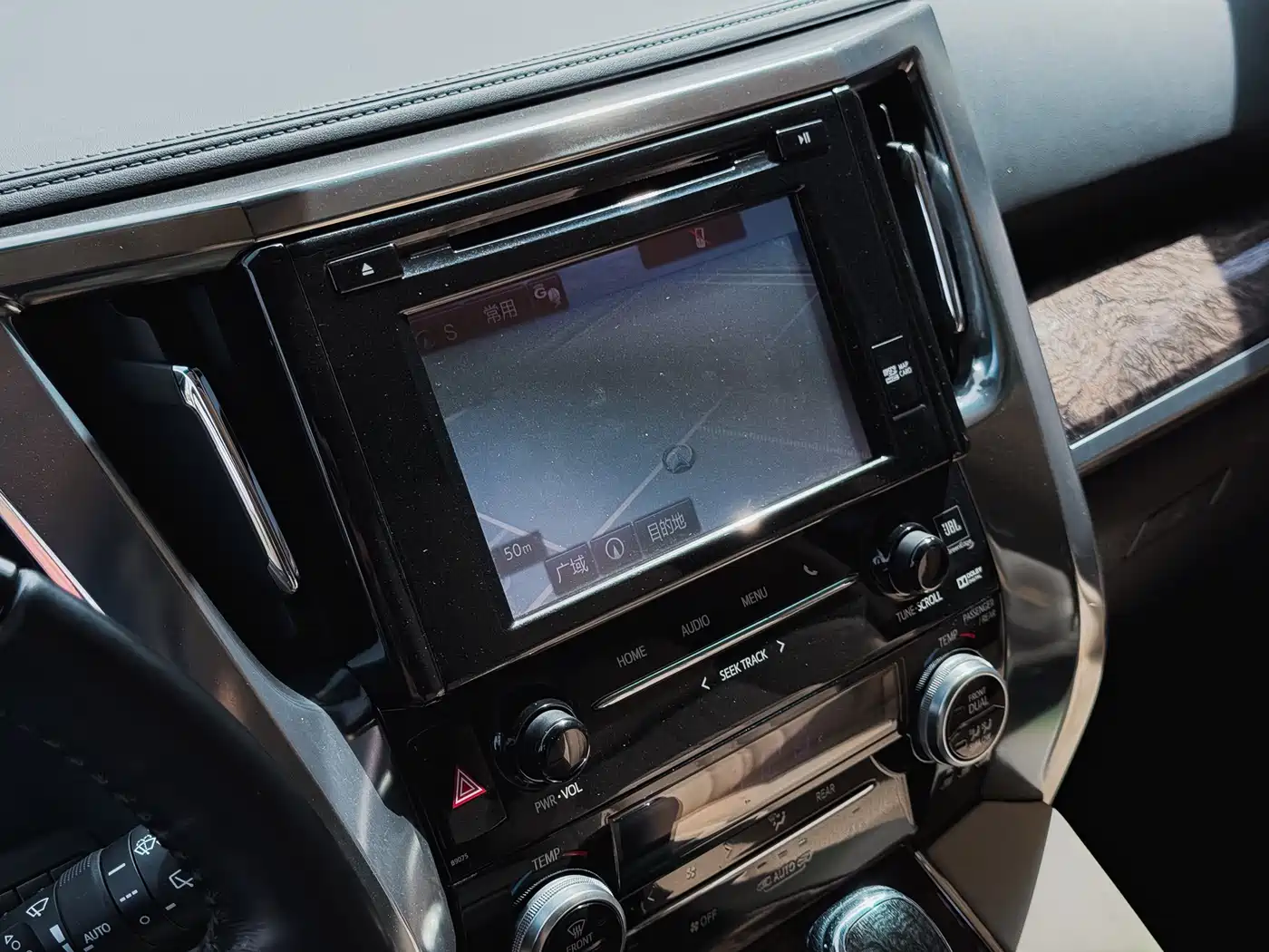 Toyota Alphard 2019 Hybrid 2.5L Premium Edition фото 9