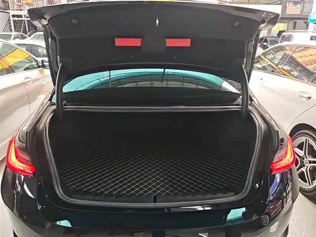 BMW i3 2024 eDrive 35 L фото 19