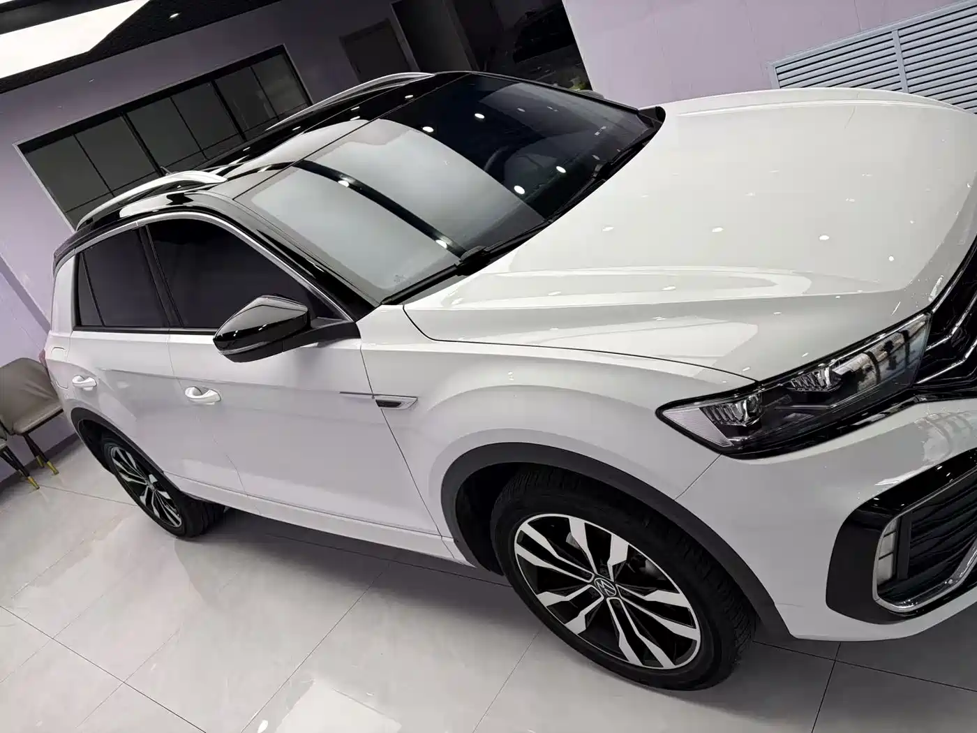 VOLKSWAGEN T-ROC EXPLORING SONGS