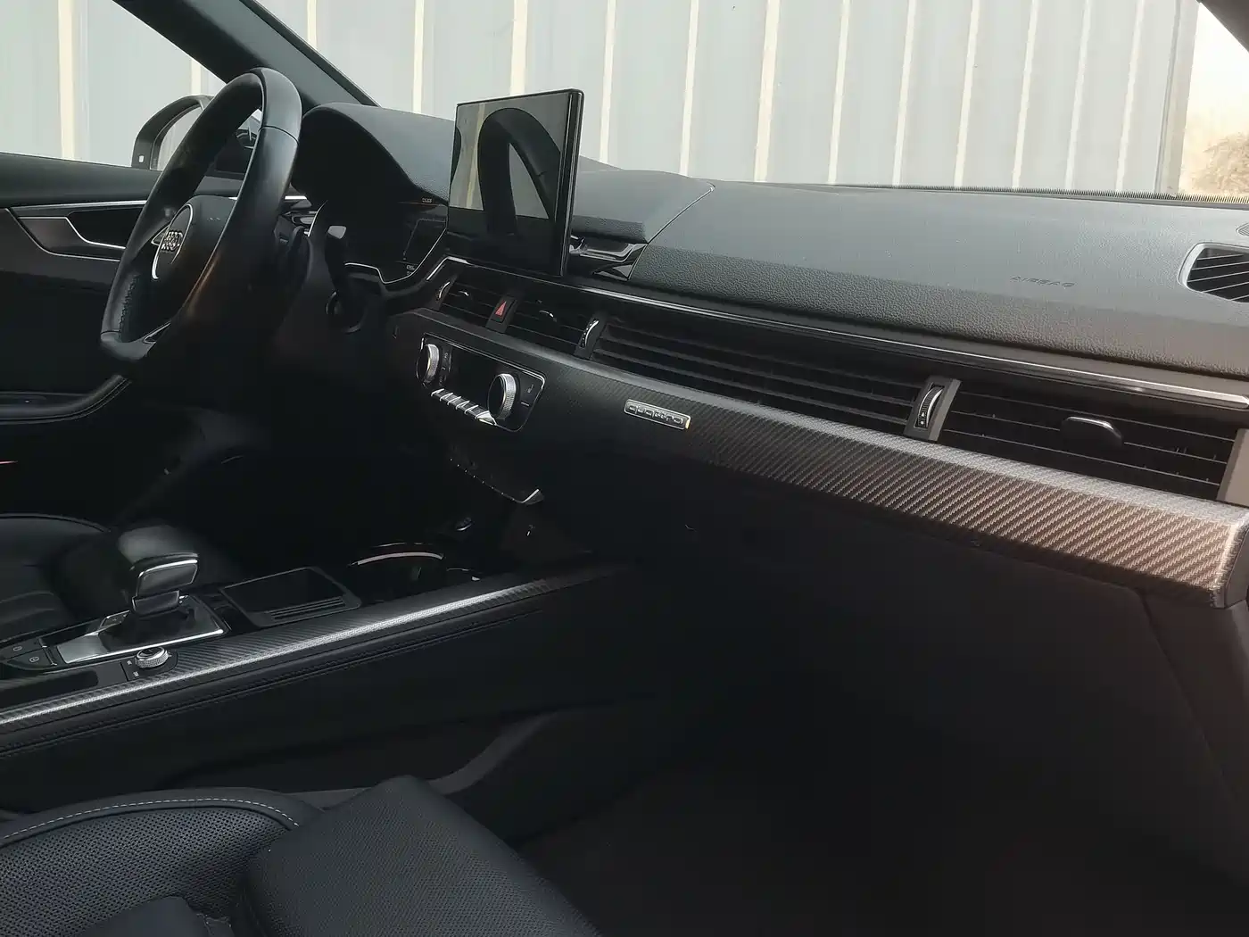 Audi A4L 2023 40 TFSI quattro Luxury Sport фото 8
