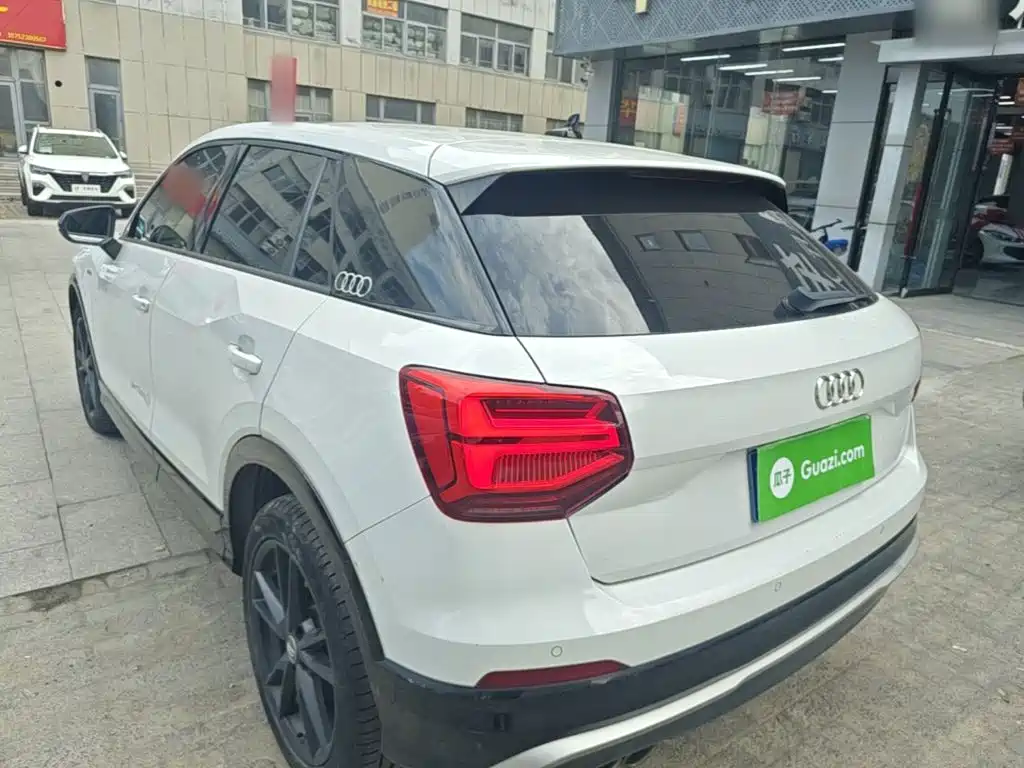 Audi Q2L 2019 2018 35 TFSI Launch Exclusive Edition China V