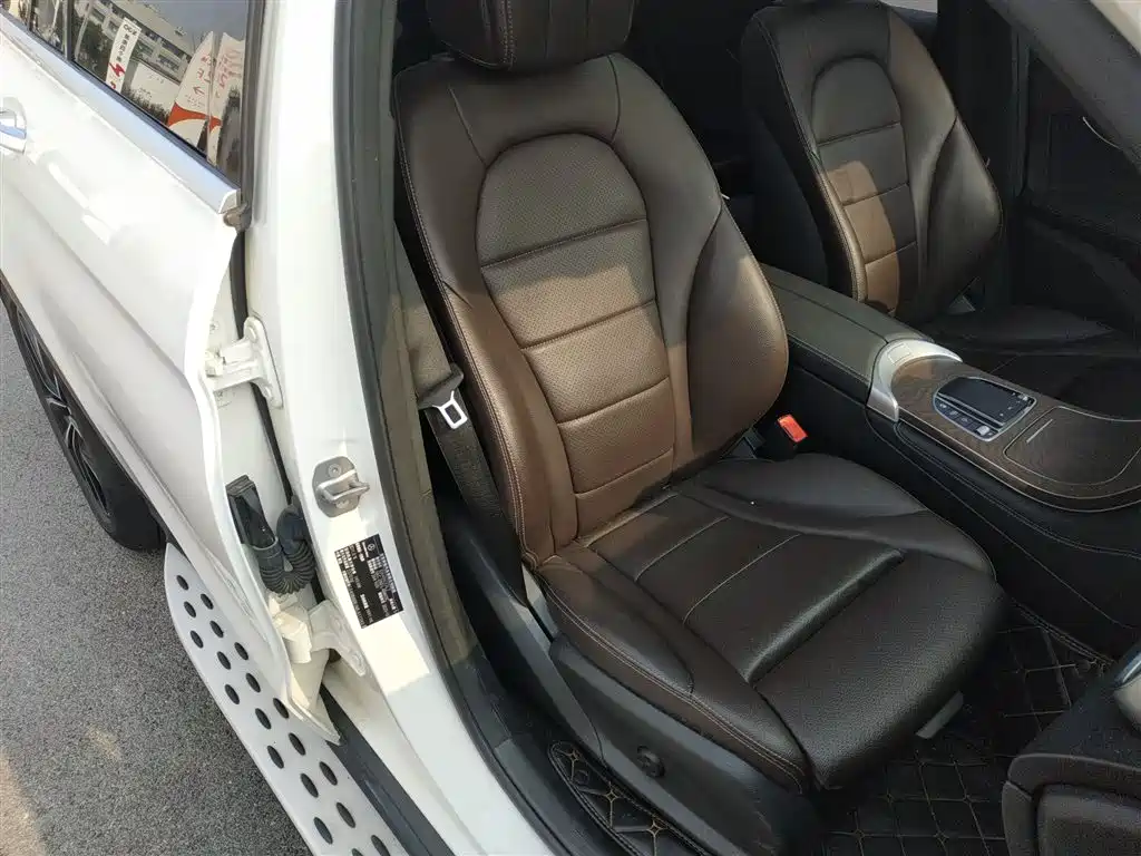 Mercedes-Benz GLC 2021 GLC 260 L 4MATIC Luxury фото 17