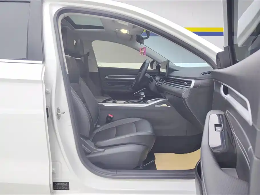 GEELY AUTOMOBILE EMGRAND