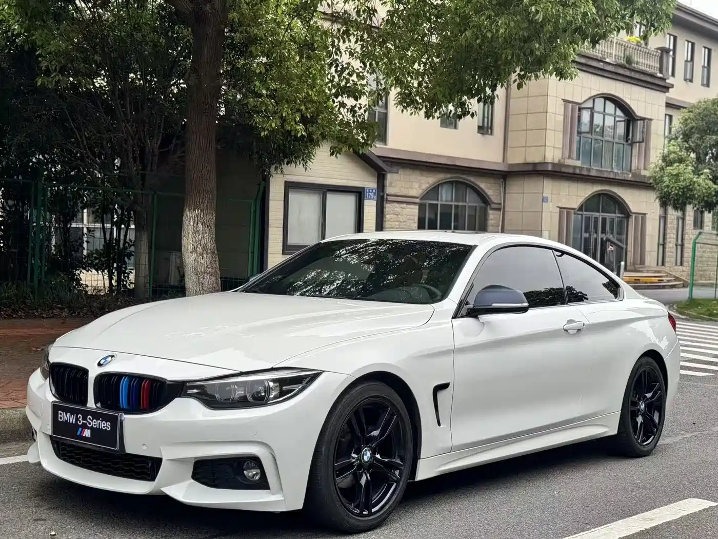 BMW 4 Series 2019 425i M Sport Shadow Edition