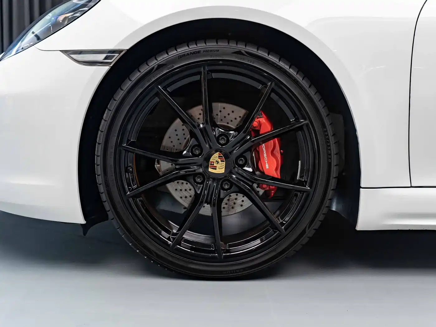 Porsche 718 2018 Cayman 2.0T фото 5