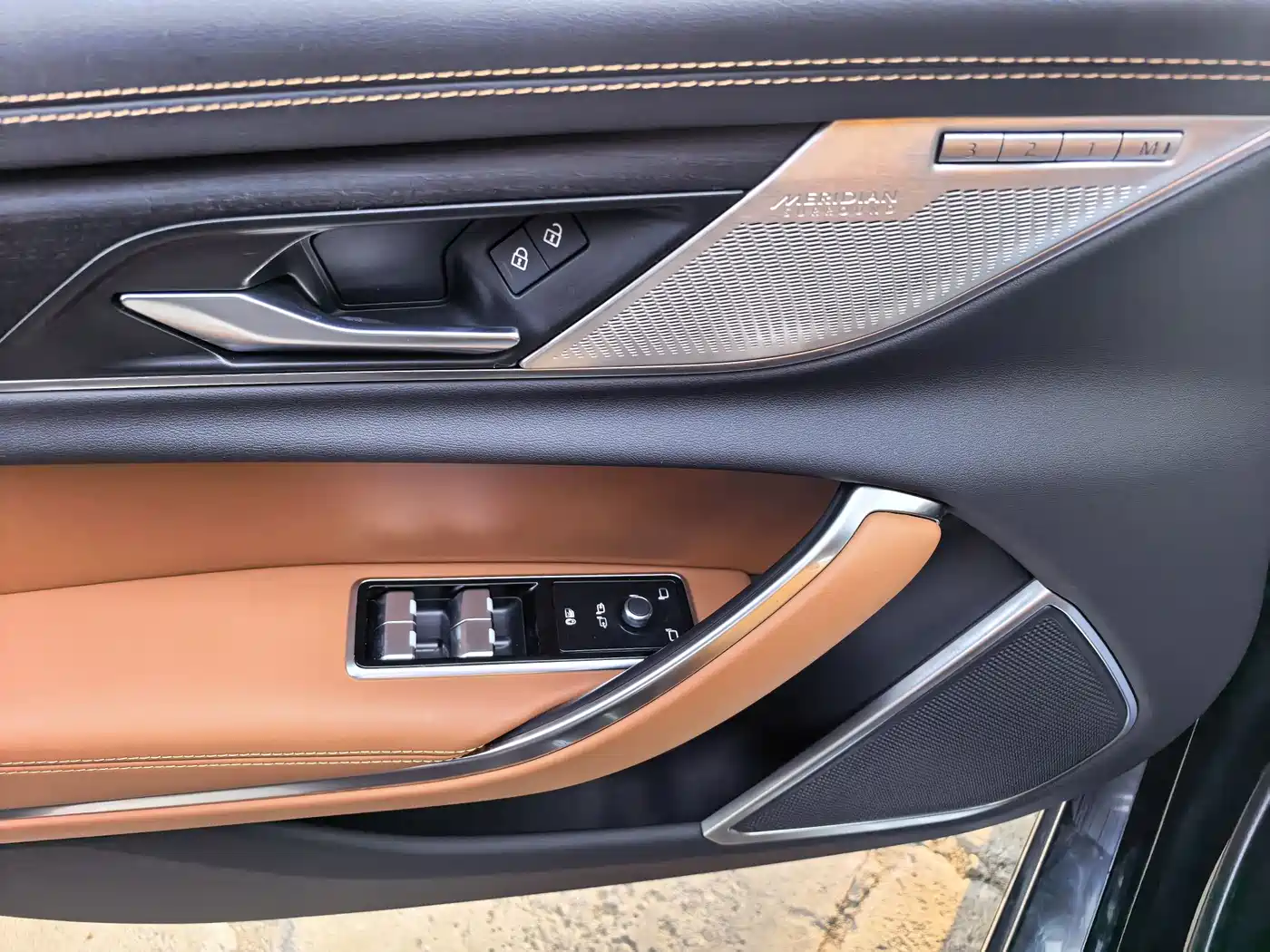 JAGUAR XFL