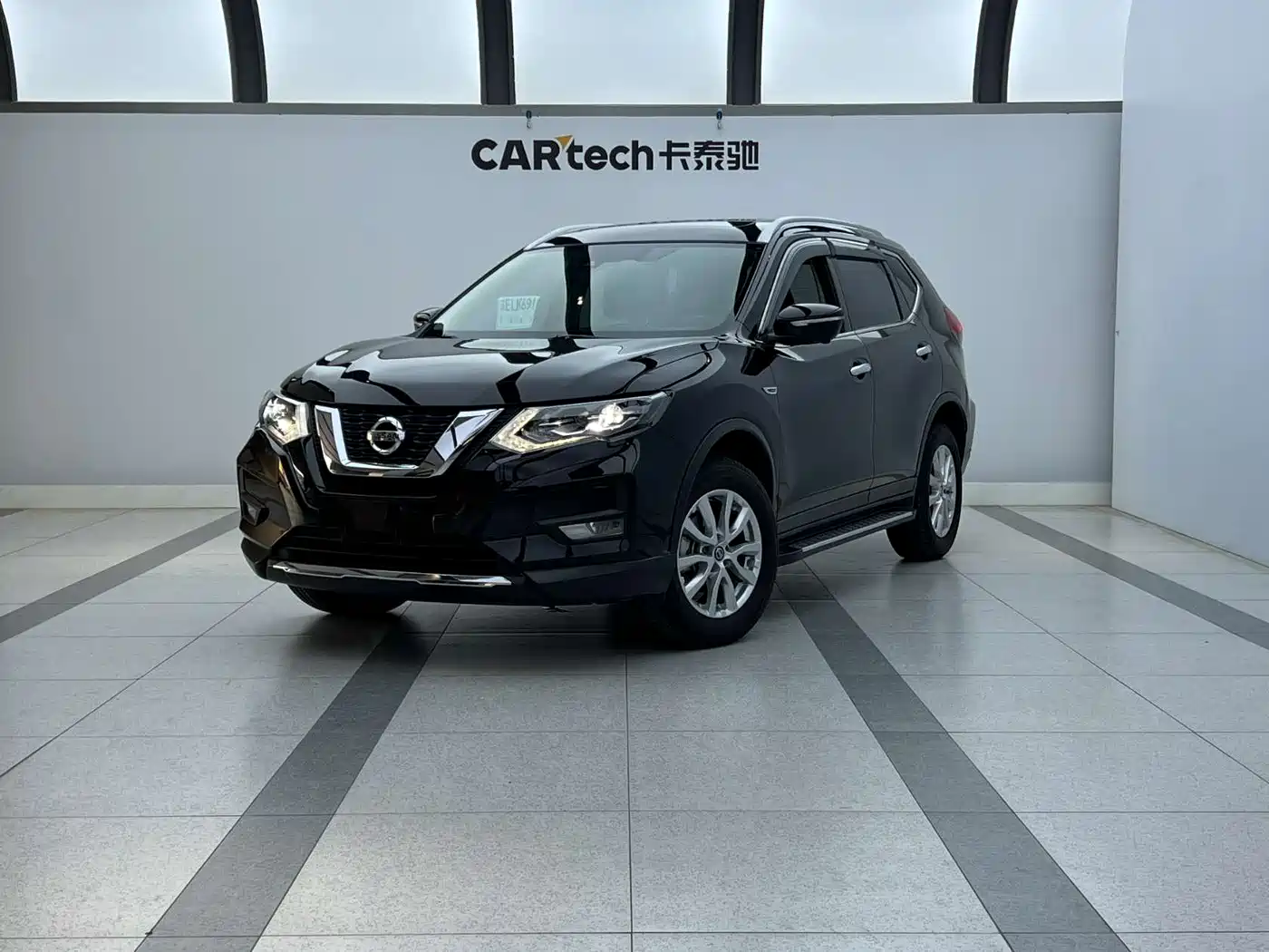 Nissan X-Trail 2023 Classic 2.0L 2WD Smart Premium Edition