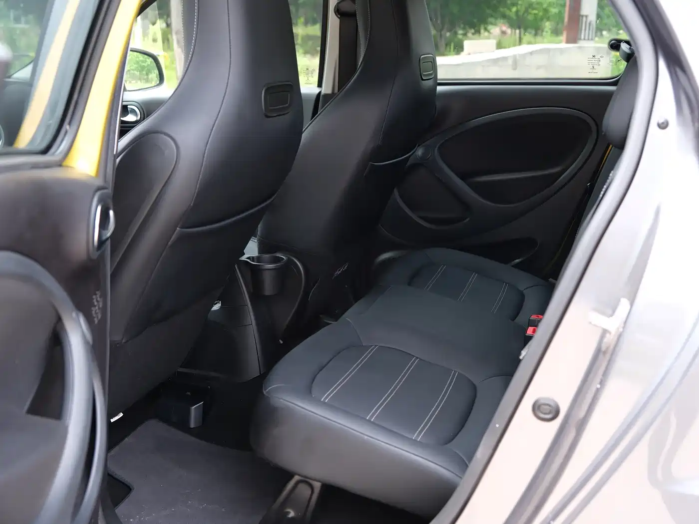smart forfour 2016 2016 Model 0.9T 66kW Pioneer Edition