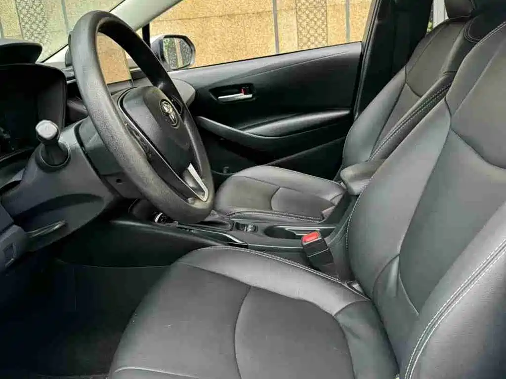 Toyota Corolla 2019 1.2T S-CVT GL Pioneer Edition фото 9