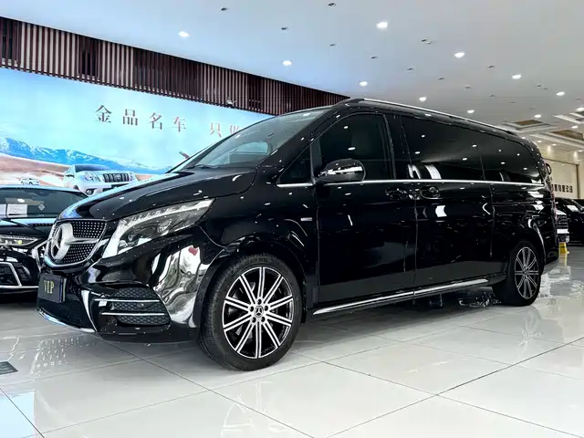 Mercedes-Benz V V 260 L, Длинная база, Люкс