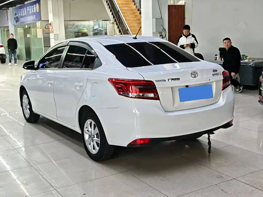 Toyota YARiS L Zhi Xiang 2019 1.5E CVT Charming China VI фото 7